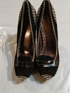Bakers Black & White Houndstooth Peep-Toe Heels